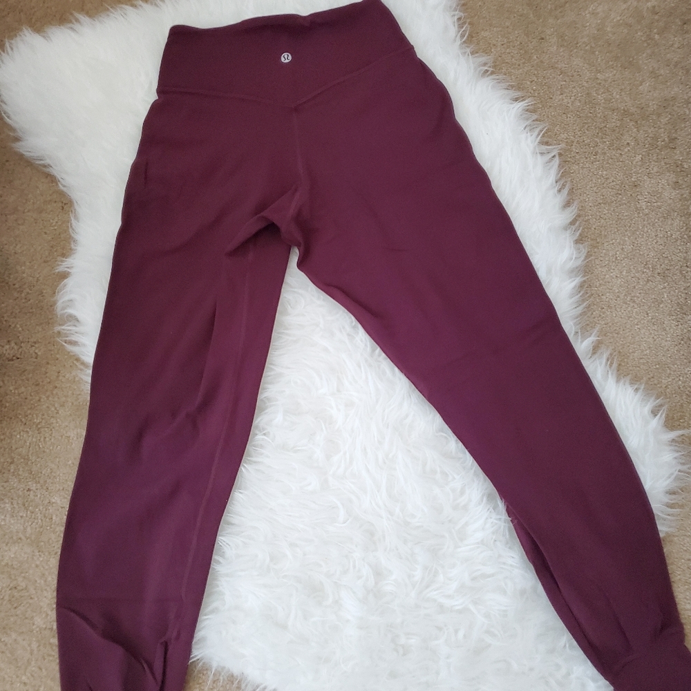 Lululemon Align Joggers 28"